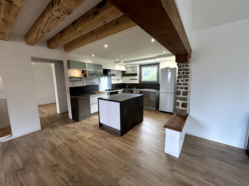 Maison - 177 m² - 5 pièces