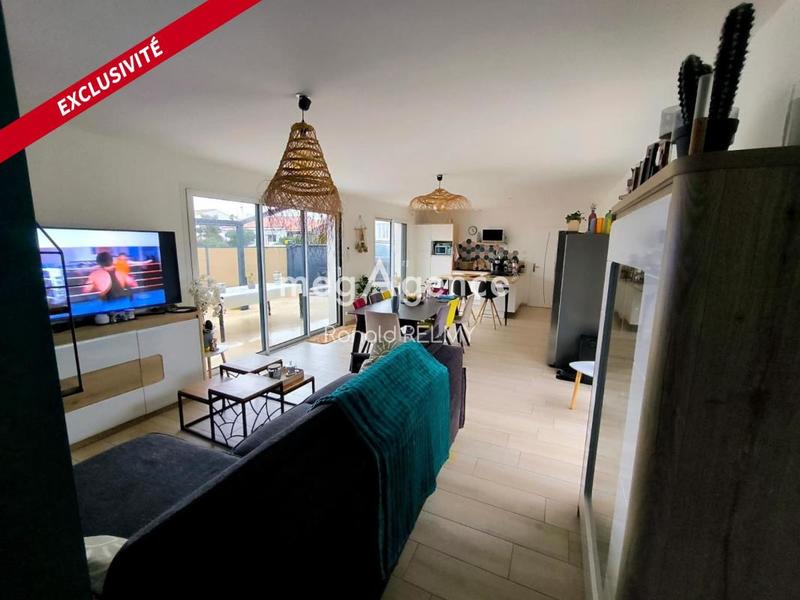 Maison - 90 m² - 5 pièces