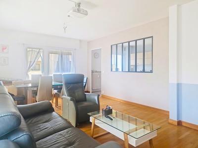 Appartement - 91 m² - 3 pièces