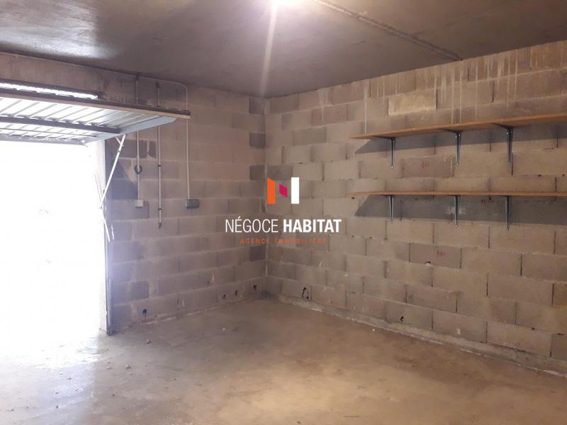 Parking / Garage - 21 m²