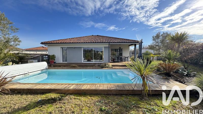 Maison - 91 m² - 4 pièces