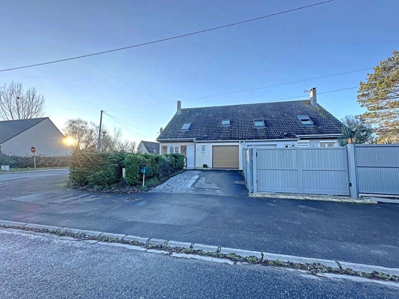 Maison - 93 m² - 4 pièces