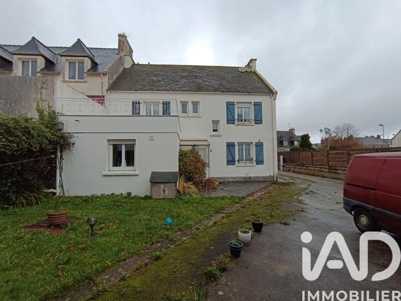 Maison - 185 m² - 8 pièces