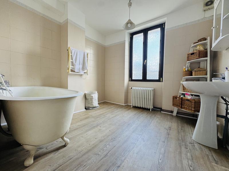 Maison ancienne - 125 m² - 6 pièces