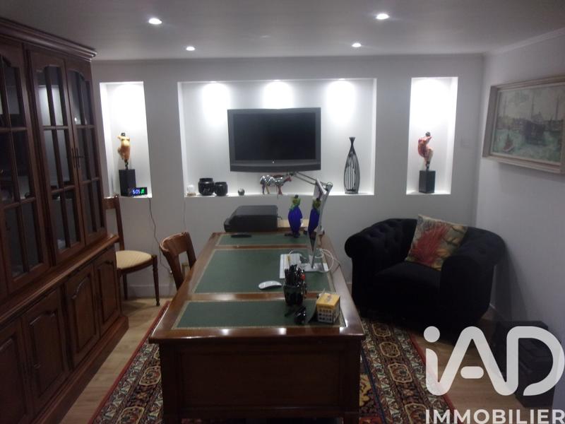 Maison - 283 m² - 10 pièces