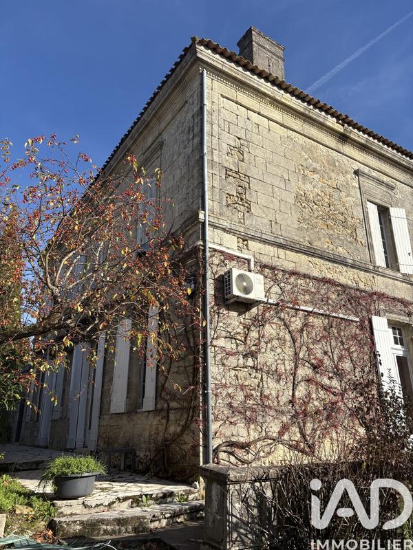 Maison - 340 m² - 12 pièces