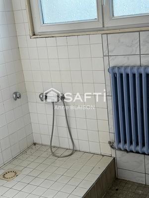 Maison - 90 m² - 6 pièces