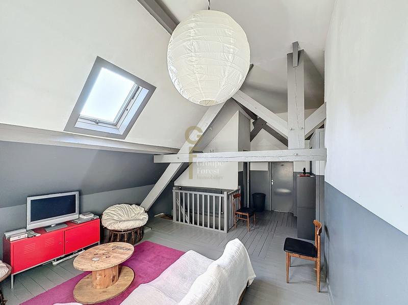 Maison - 410 m² - 12 pièces