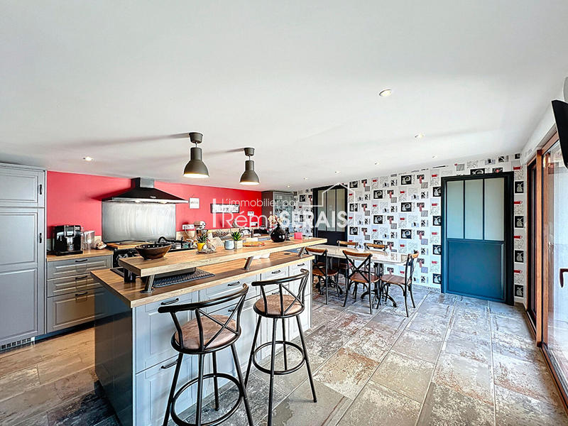 Maison - 164 m² - 6 pièces