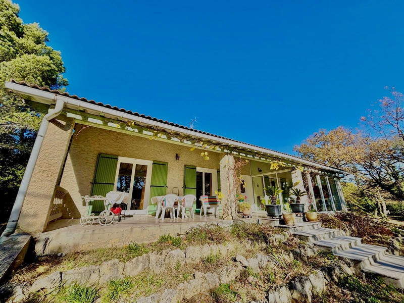 Villa - 150 m² - 5 pièces