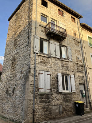 Appartement - 75 m² - 6 pièces