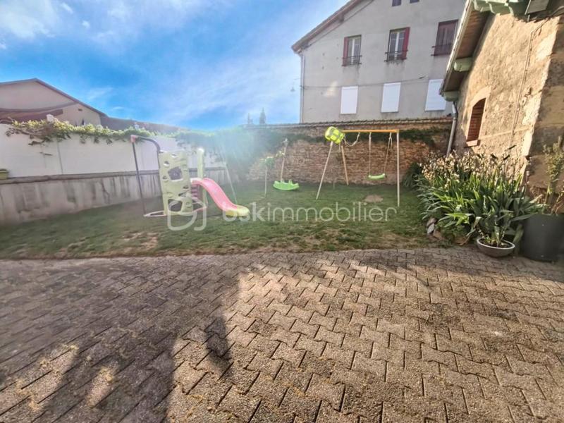 Maison en pierre - 230 m² - 9 pièces