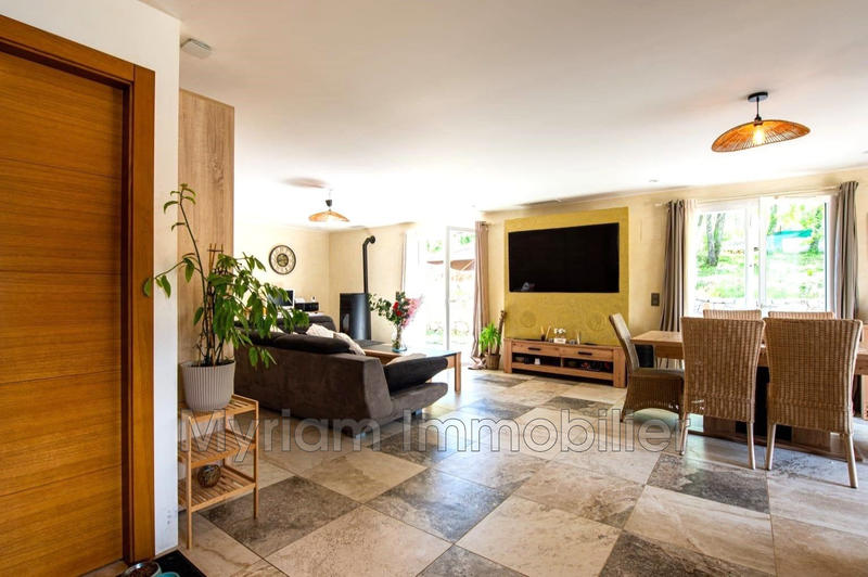 Maison - 131 m² - 6 pièces