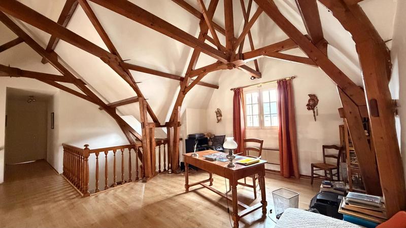 Maison - 165 m² - 7 pièces