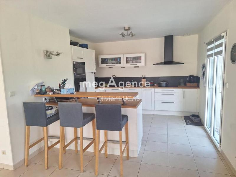 Maison - 182 m² - 6 pièces