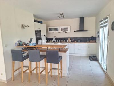 Maison - 182 m² - 6 pièces