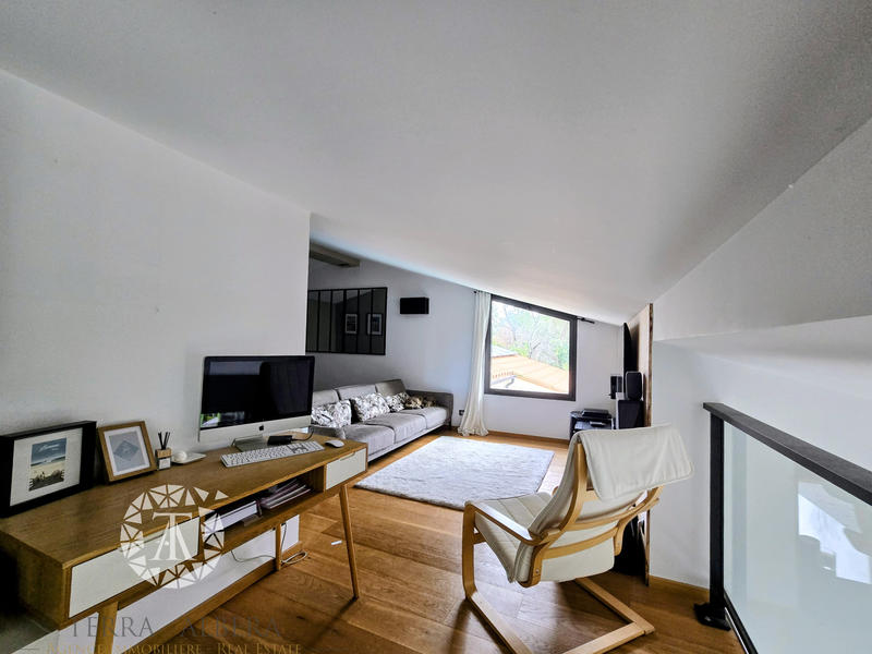 Villa - 209 m² - 7 pièces