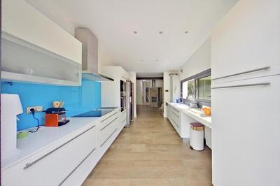 Villa - 145 m² - 6 pièces