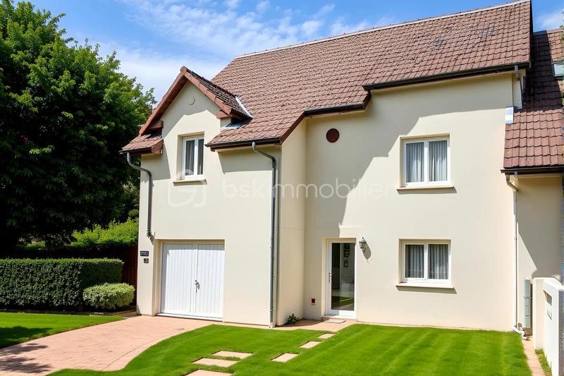 Maison - 115 m² - 5 pièces