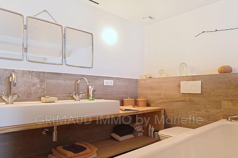 Maison - 165 m² - 6 pièces