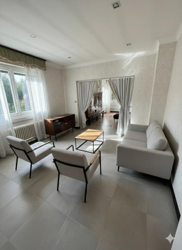 Maison - 186 m² - 6 pièces