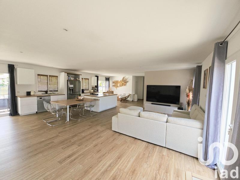 Maison - 160 m² - 6 pièces