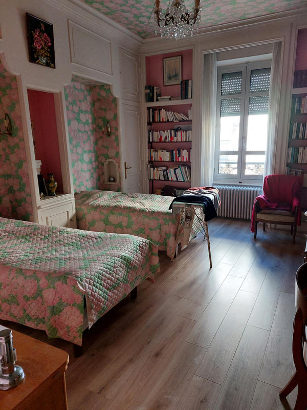 Appartement - 130 m² - 6 pièces