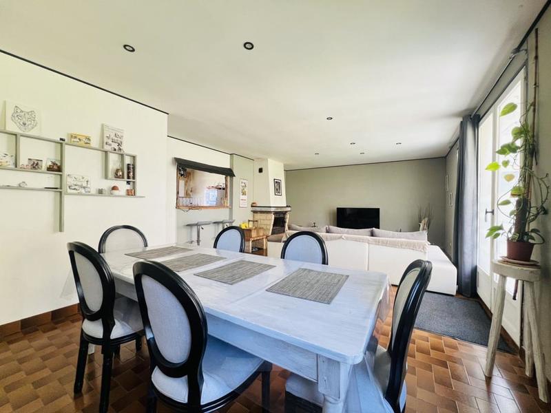 Pavillon - 107 m² - 4 pièces