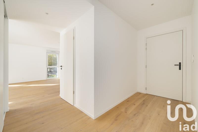 Appartement - 82 m² - 3 pièces