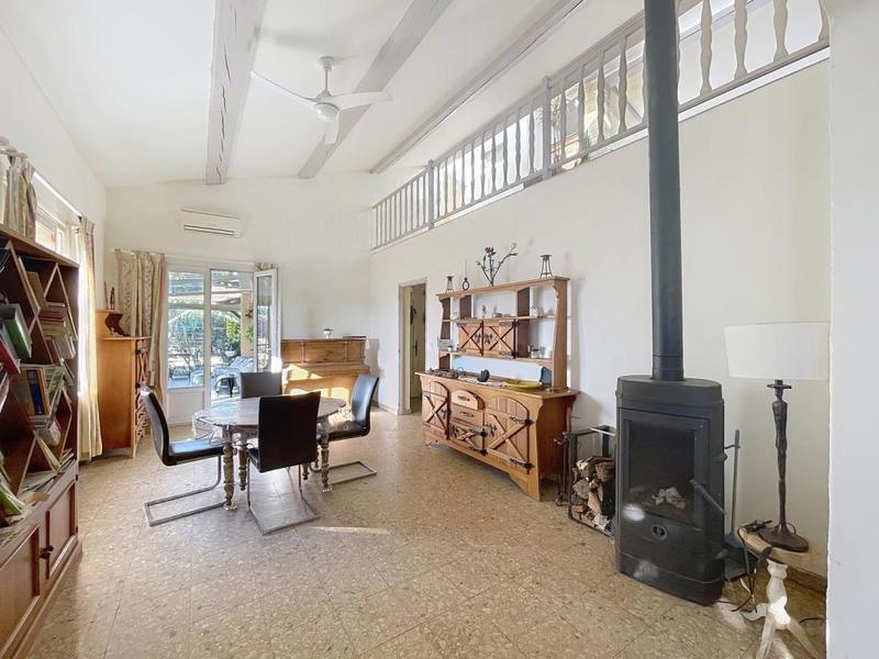 Villa - 212 m² - 7 pièces