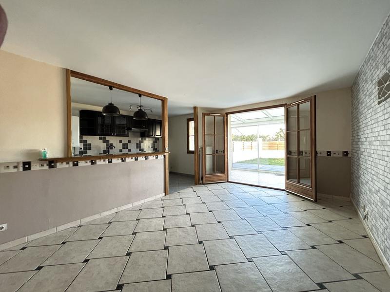 Maison - 96 m² - 5 pièces