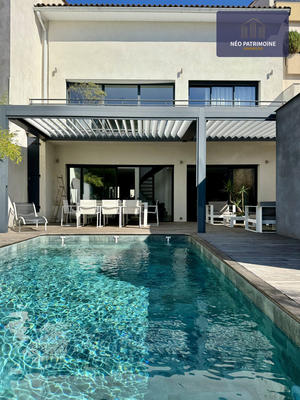 Maison contemporaine - 270 m² - 8 pièces