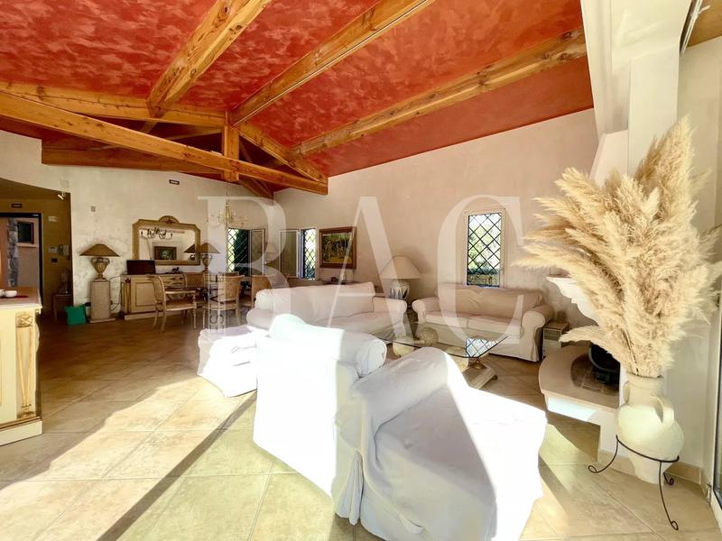 Villa - 140 m² - 5 pièces