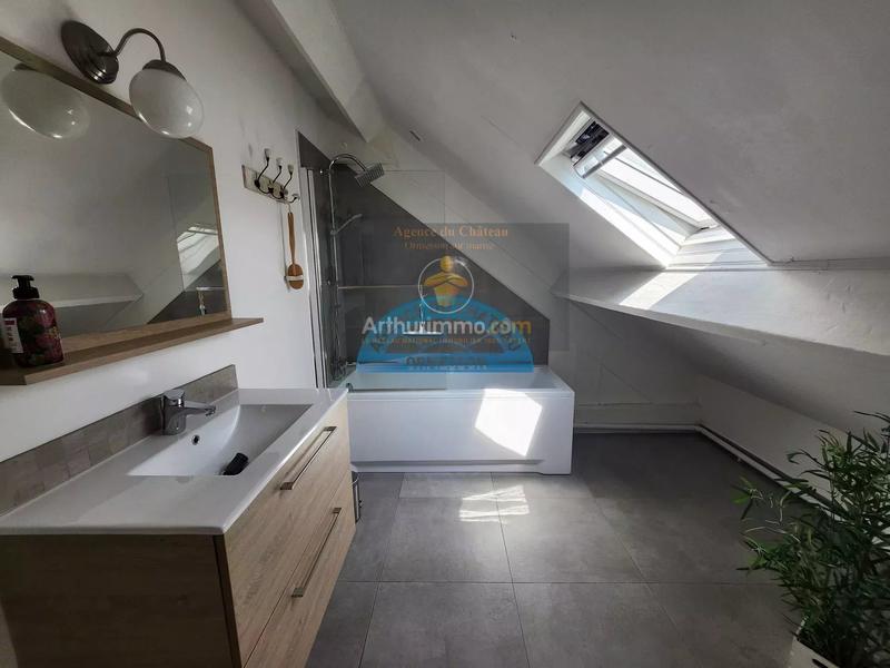 Maison - 150 m² - 8 pièces