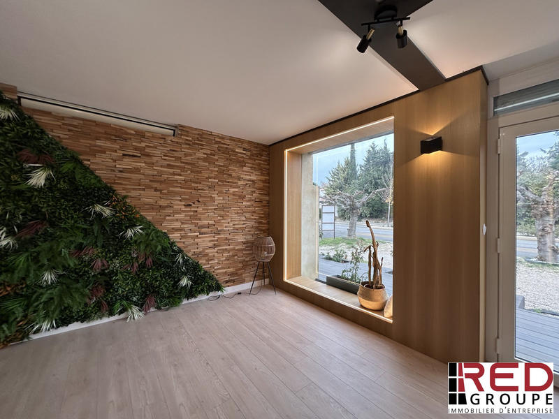 Local commercial - 84 m²