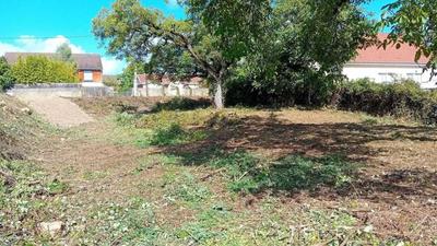 Terrain constructible - 1 179 m²