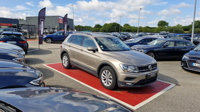 Volkswagen Tiguan Business 2.0 tdi 150 dsg7 confortline