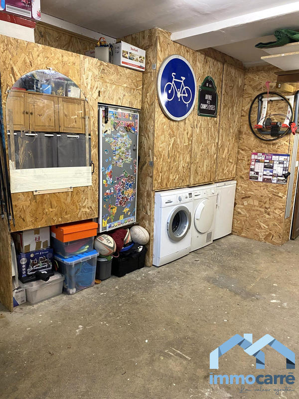 Maison traditionnelle - 142 m² - 7 pièces