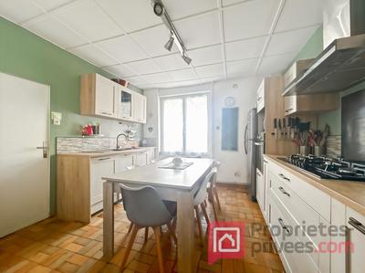 Maison - 130 m² - 1 pièce