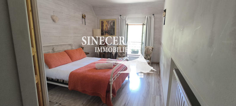 Maison de village - 350 m² - 17 pièces