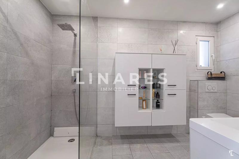 Maison - 158 m² - 5 pièces