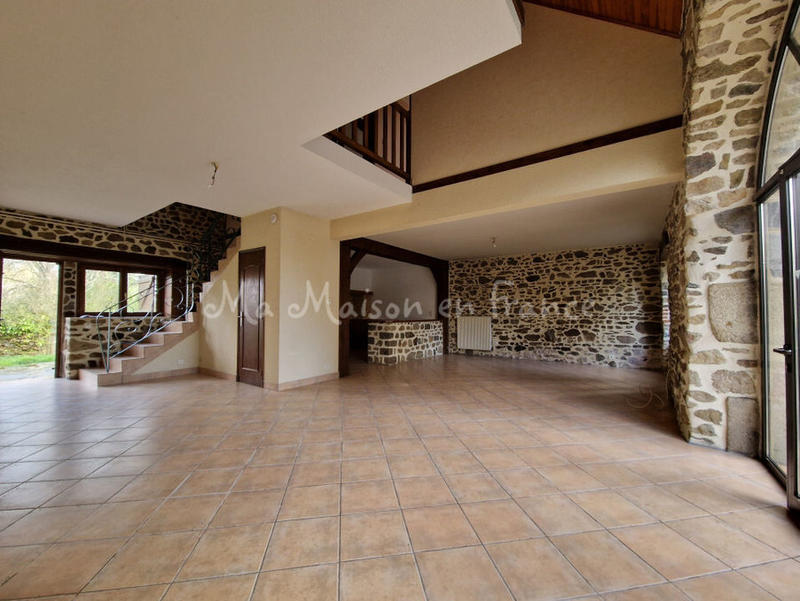 Demeure - 300 m² - 10 pièces