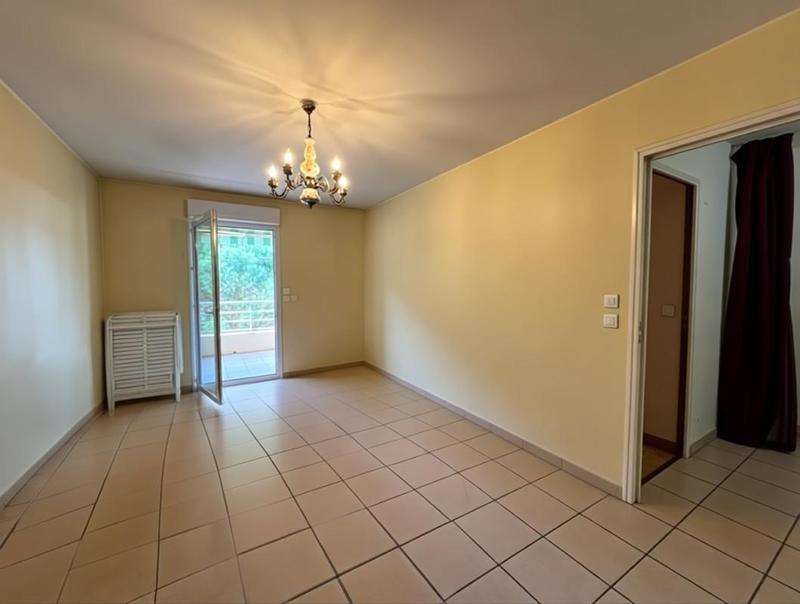 Appartement - 150 m² - 6 pièces