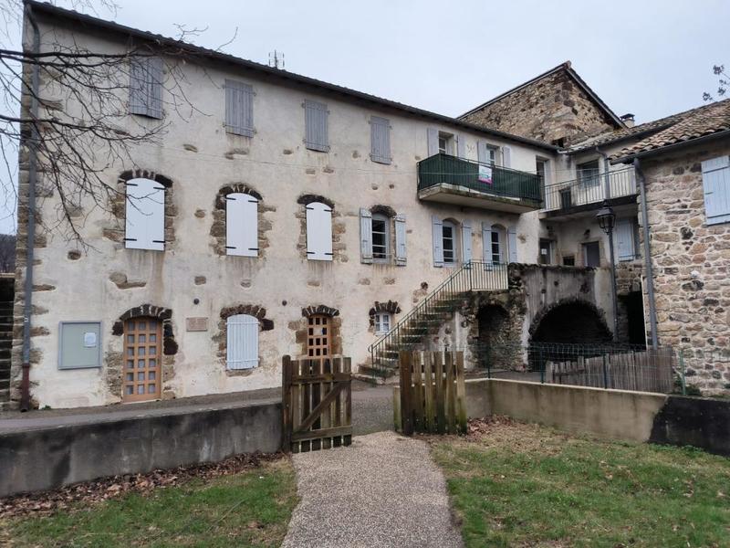 Appartement - 84 m² - 4 pièces