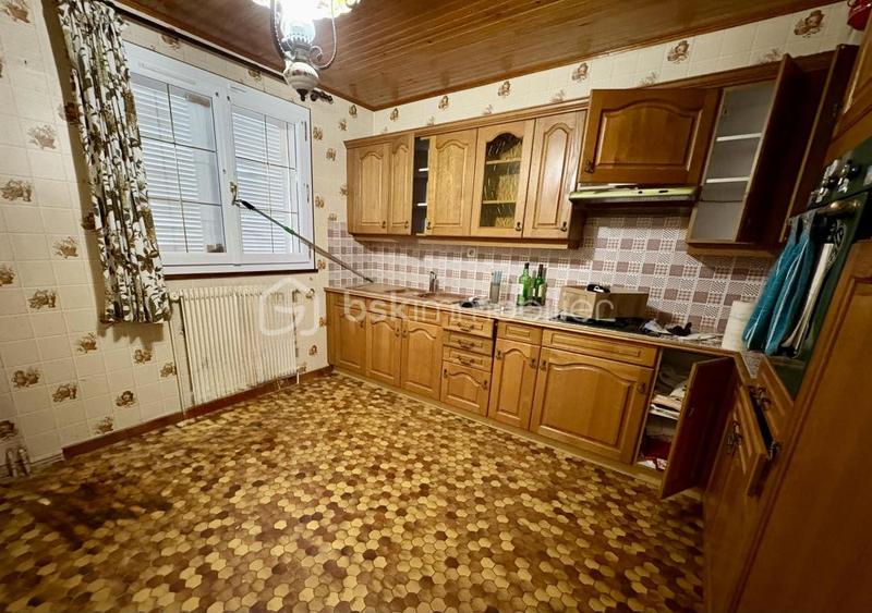 Maison - 96 m² - 6 pièces