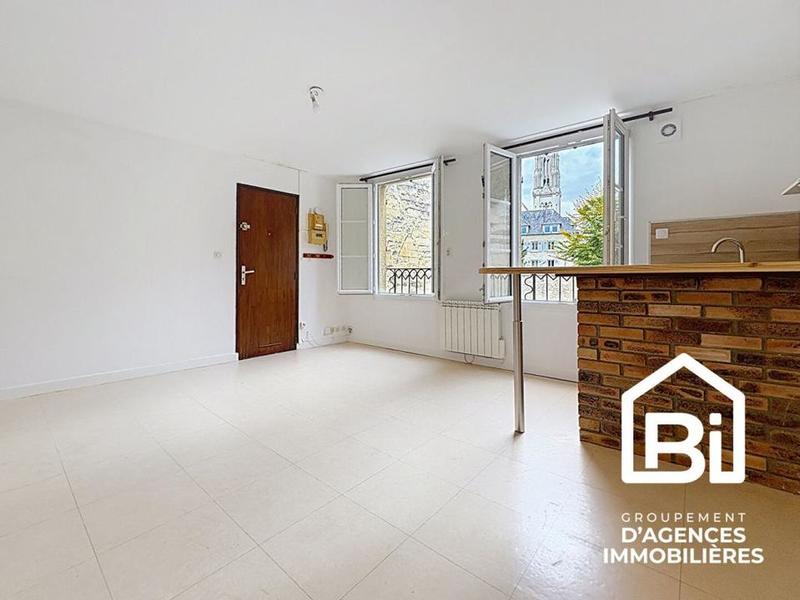 Studio - 24 m² - 1 pièce