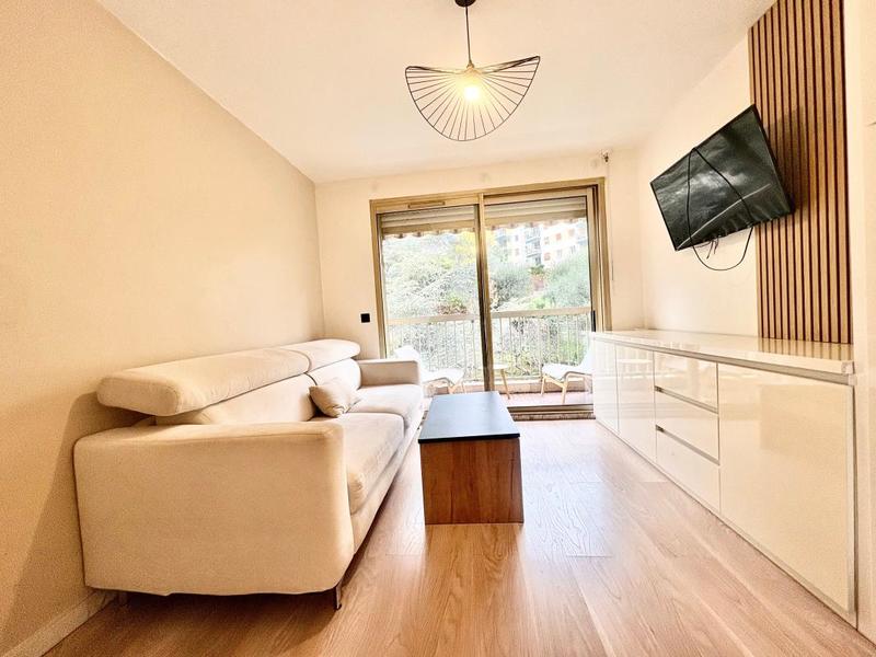 Studio - 17 m² - 1 pièce