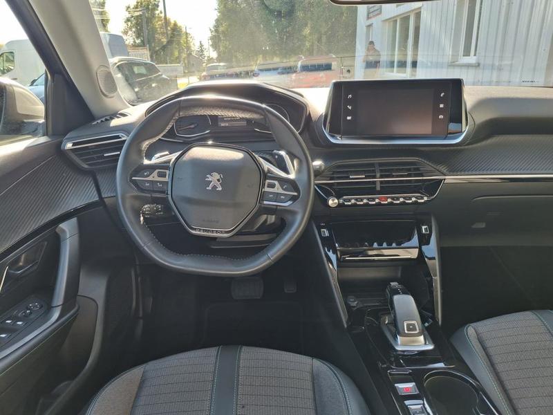 Peugeot 2008 1,5BlueHDI130cv Eat8 Allure