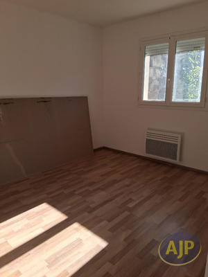 Maison - 60 m² - 3 pièces