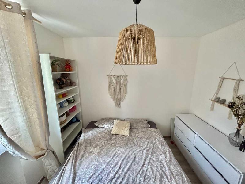 Appartement - 82 m² - 4 pièces